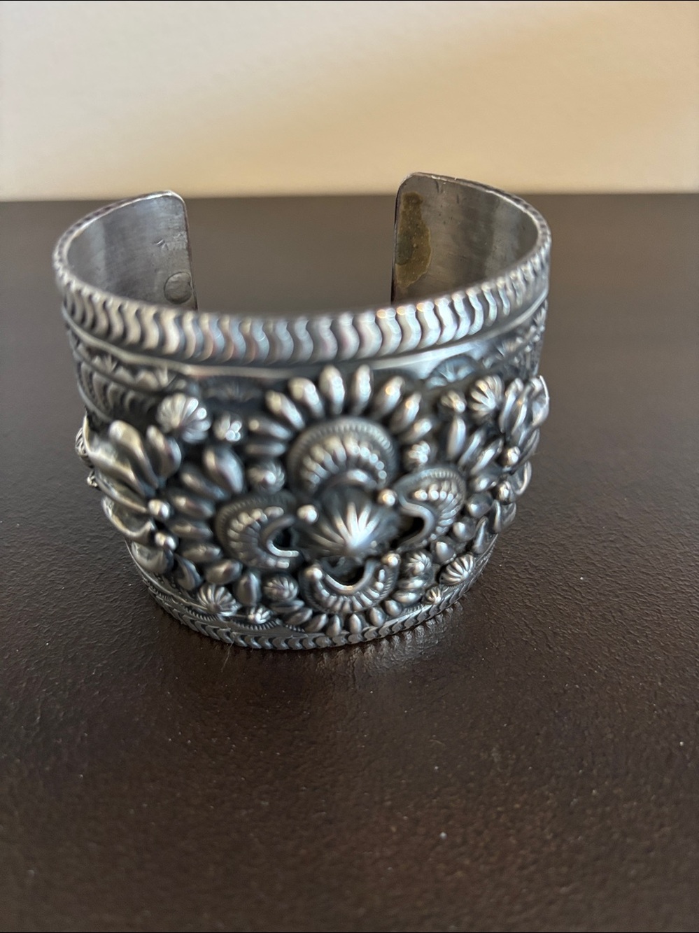 Darryl Becenti Navajo Sterling Silver Cuff - Picture 5 of 6